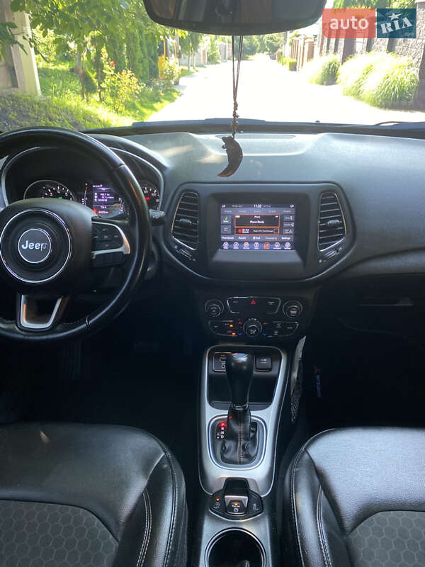 Внедорожник / Кроссовер Jeep Compass 2020 в Ровно