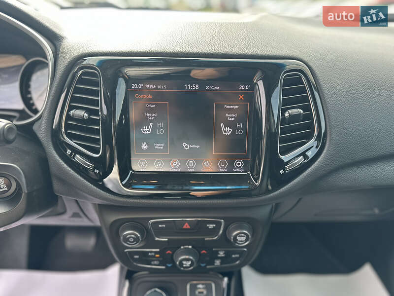 Внедорожник / Кроссовер Jeep Compass 2020 в Киеве