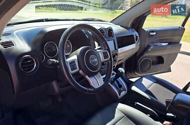 Внедорожник / Кроссовер Jeep Compass 2015 в 