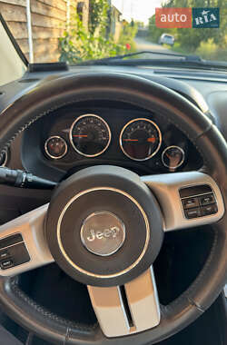 Внедорожник / Кроссовер Jeep Compass 2016 в 