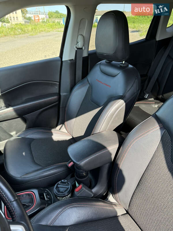 Внедорожник / Кроссовер Jeep Compass 2019 в Черновцах