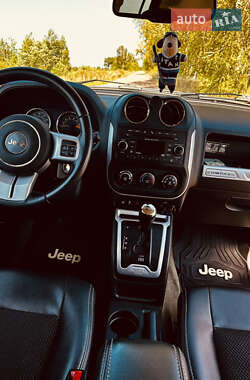 Внедорожник / Кроссовер Jeep Compass 2016 в 