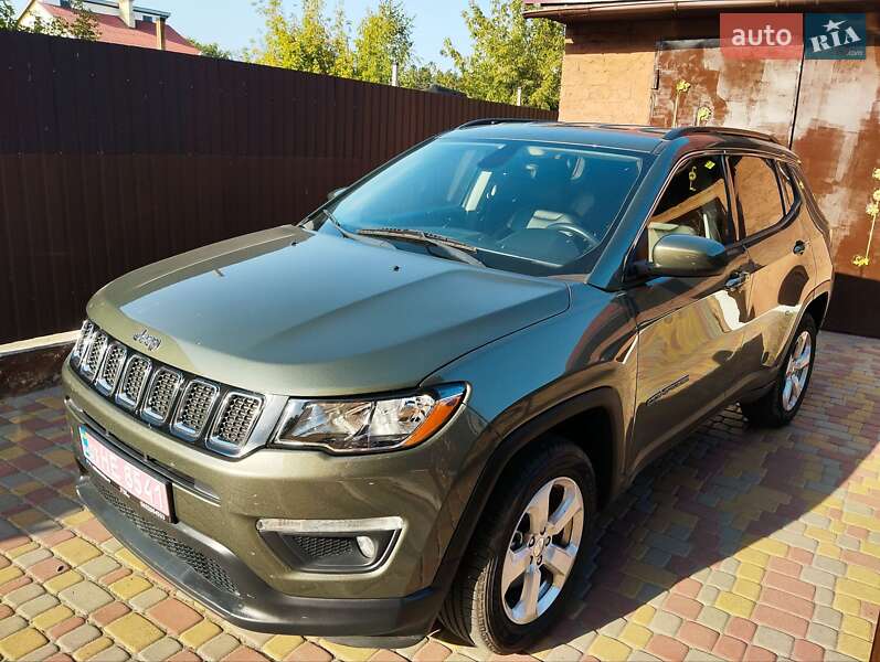 Внедорожник / Кроссовер Jeep Compass 2017 в 