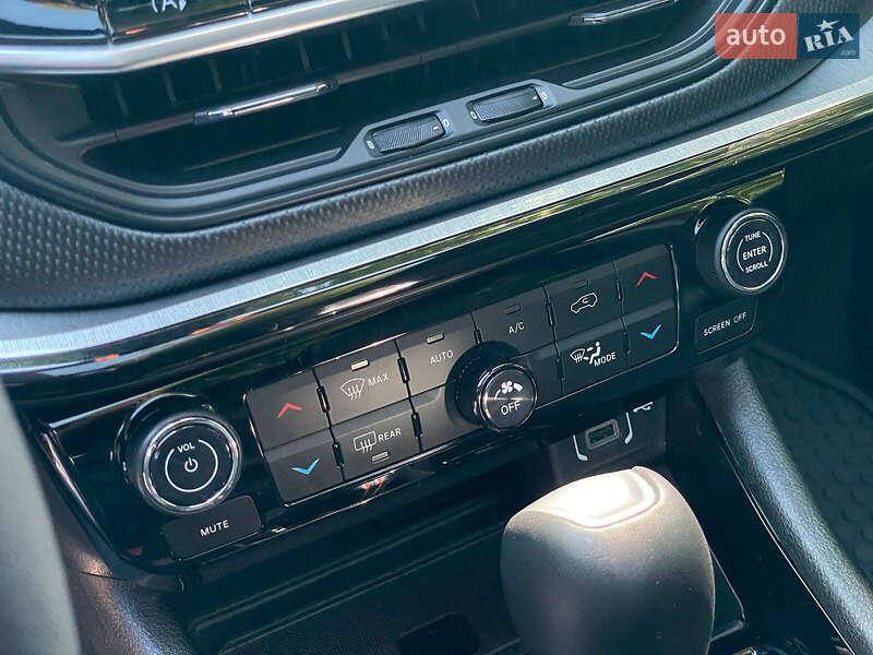 Позашляховик / Кросовер Jeep Compass 2023 в Києві фото 27 Позашляховик / Кросовер Jeep Compass 2023 в Києві