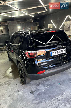 Внедорожник / Кроссовер Jeep Compass 2020 в 