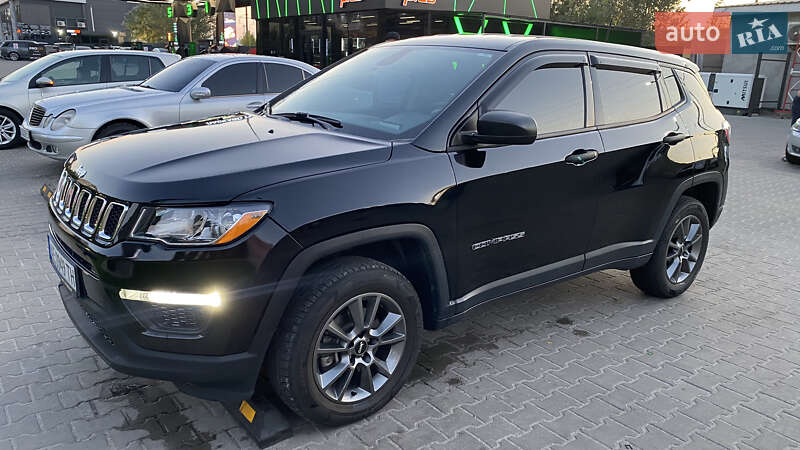Внедорожник / Кроссовер Jeep Compass 2018 в Киеве фото 6 Внедорожник / Кроссовер Jeep Compass 2018 в Киеве