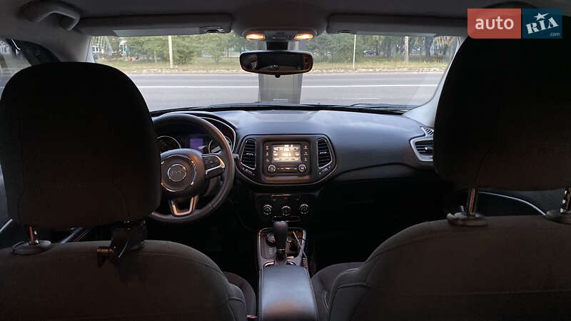 Внедорожник / Кроссовер Jeep Compass 2018 в Киеве фото 12 Внедорожник / Кроссовер Jeep Compass 2018 в Киеве