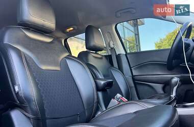 Внедорожник / Кроссовер Jeep Compass 2019 в 
