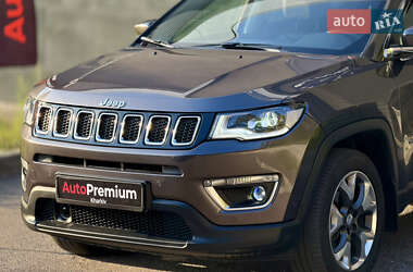 Внедорожник / Кроссовер Jeep Compass 2019 в 