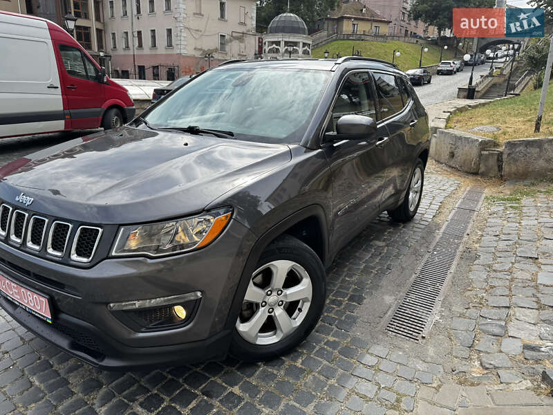 Внедорожник / Кроссовер Jeep Compass 2021 в 