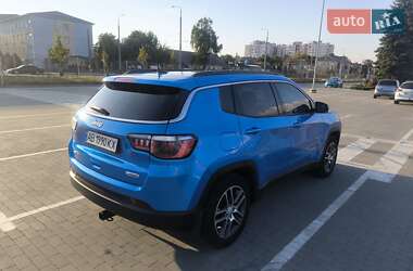 Внедорожник / Кроссовер Jeep Compass 2019 в 