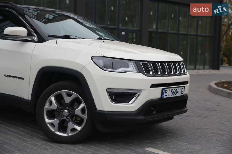 Внедорожник / Кроссовер Jeep Compass 2017 в Кременчуге