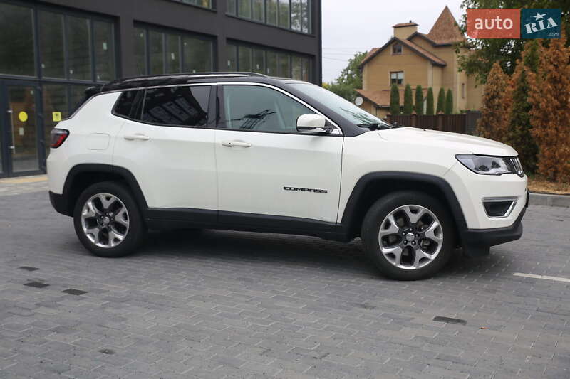 Внедорожник / Кроссовер Jeep Compass 2017 в Кременчуге