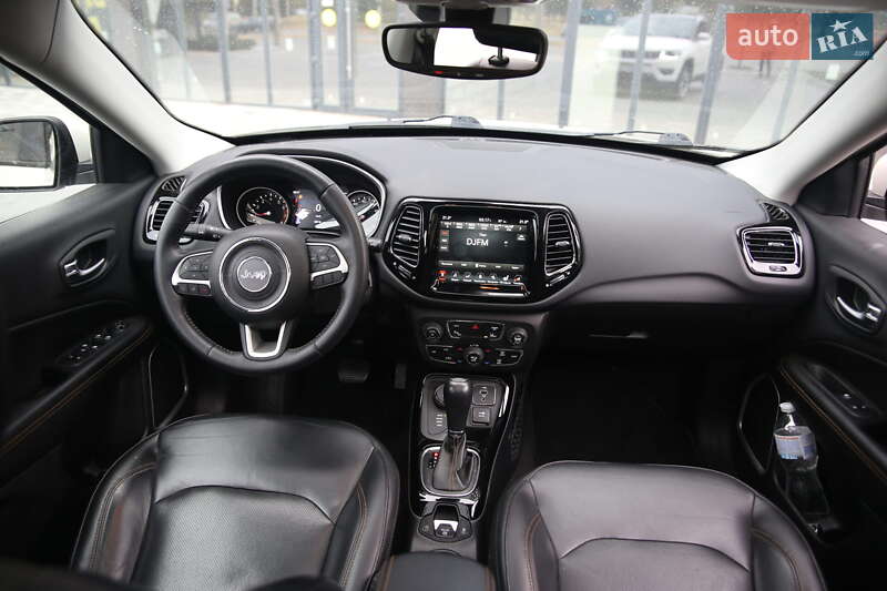 Внедорожник / Кроссовер Jeep Compass 2017 в Кременчуге