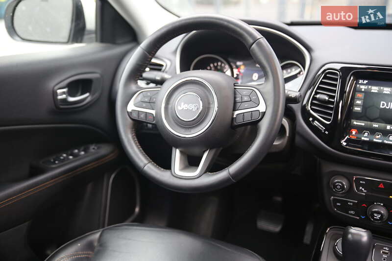 Внедорожник / Кроссовер Jeep Compass 2017 в Кременчуге