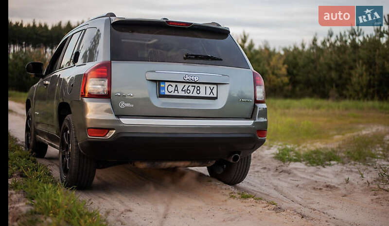 Позашляховик / Кросовер Jeep Compass 2013 в Черкасах фото 2 Позашляховик / Кросовер Jeep Compass 2013 в Черкасах