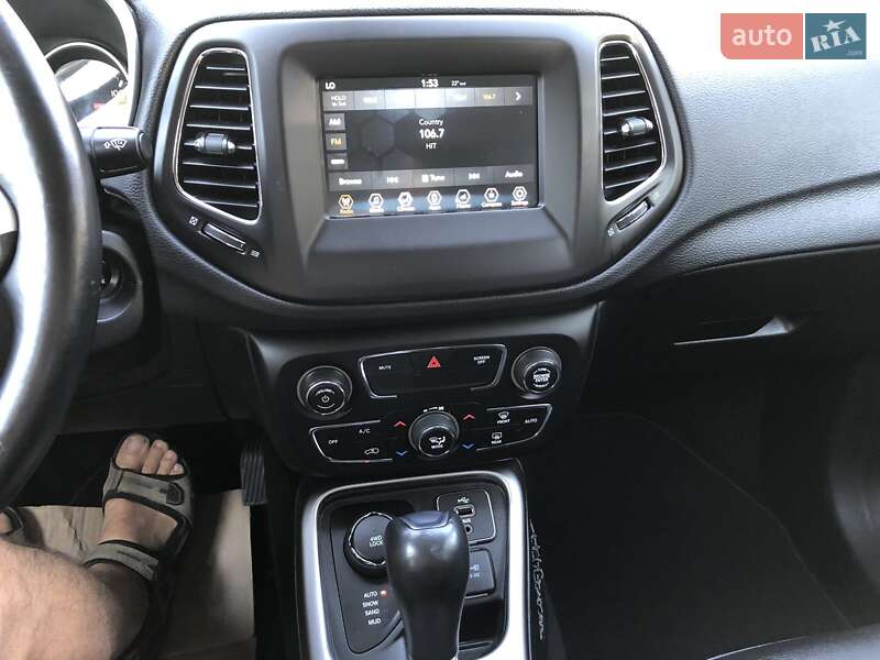 Внедорожник / Кроссовер Jeep Compass 2017 в Хмельницком