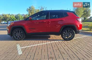 Внедорожник / Кроссовер Jeep Compass 2020 в Киеве