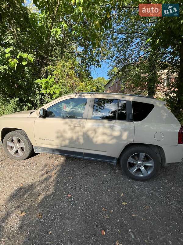 Внедорожник / Кроссовер Jeep Compass 2016 в Берегово фото 9 Внедорожник / Кроссовер Jeep Compass 2016 в Берегово