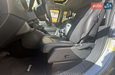 Внедорожник / Кроссовер Jeep Compass 2014 в 