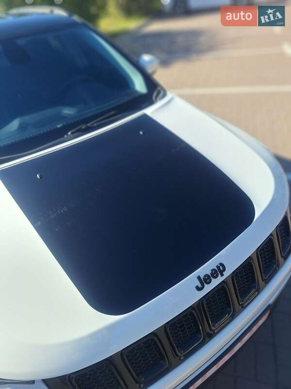 Внедорожник / Кроссовер Jeep Compass 2018 в Киеве