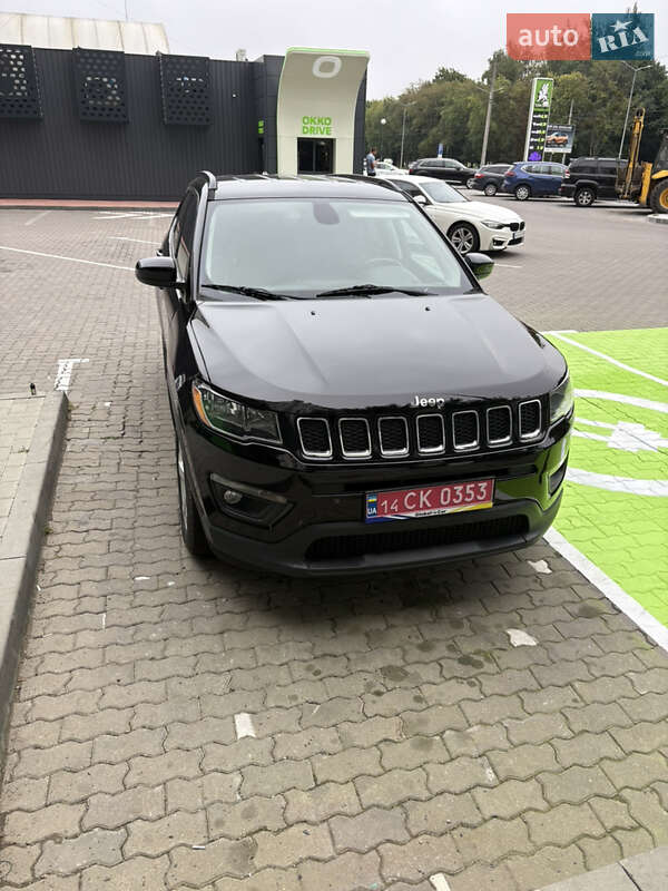 Внедорожник / Кроссовер Jeep Compass 2017 в Львове