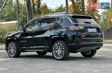 Внедорожник / Кроссовер Jeep Compass 2021 в 