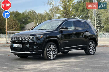 Внедорожник / Кроссовер Jeep Compass 2021 в 