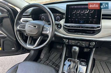 Внедорожник / Кроссовер Jeep Compass 2021 в 