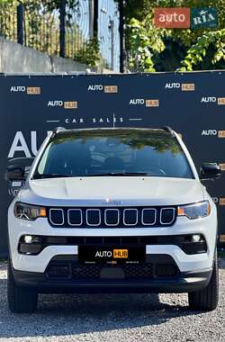 Внедорожник / Кроссовер Jeep Compass 2022 в 