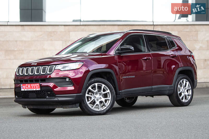Внедорожник / Кроссовер Jeep Compass 2022 в 