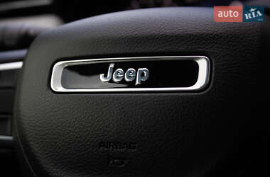 Внедорожник / Кроссовер Jeep Compass 2022 в 