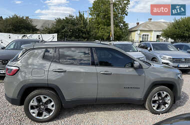 Внедорожник / Кроссовер Jeep Compass 2019 в 