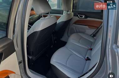 Внедорожник / Кроссовер Jeep Compass 2022 в 