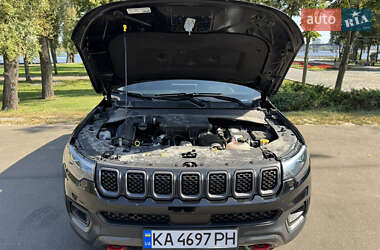 Внедорожник / Кроссовер Jeep Compass 2023 в 