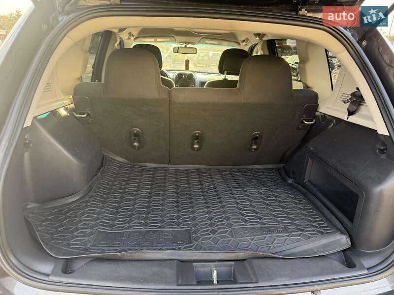 Внедорожник / Кроссовер Jeep Compass 2015 в Харькове