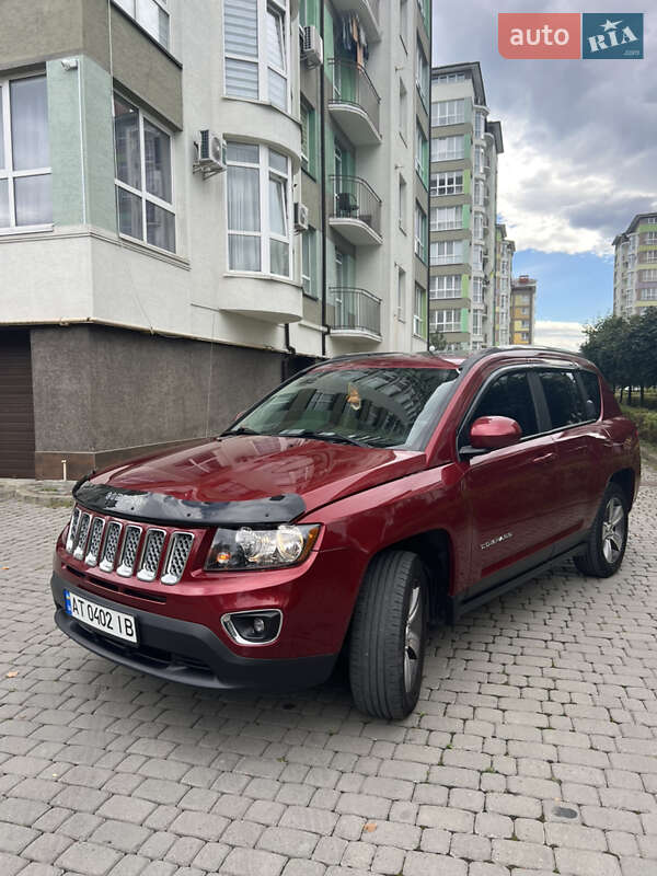 Внедорожник / Кроссовер Jeep Compass 2016 в 