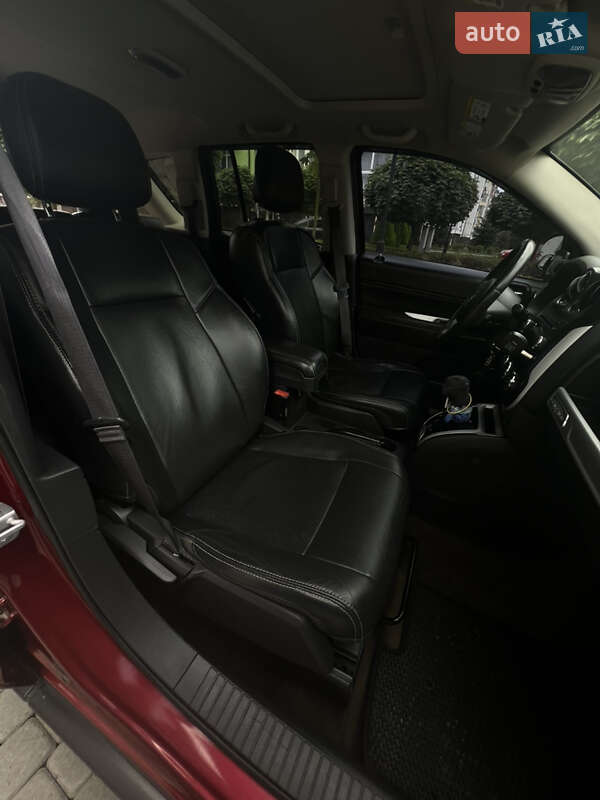 Внедорожник / Кроссовер Jeep Compass 2016 в Ивано-Франковске