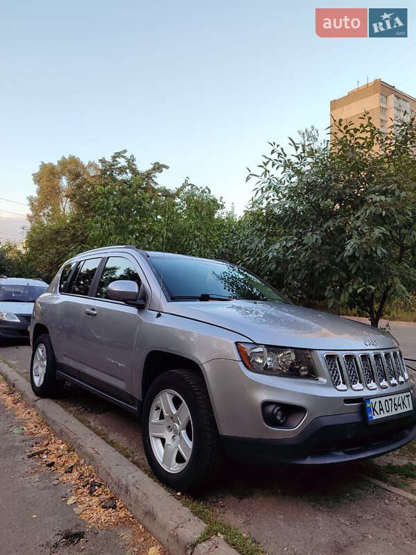 Позашляховик / Кросовер Jeep Compass 2016 в Києві фото 11 Позашляховик / Кросовер Jeep Compass 2016 в Києві