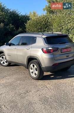 Внедорожник / Кроссовер Jeep Compass 2019 в 