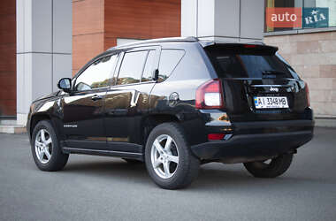 Внедорожник / Кроссовер Jeep Compass 2014 в 