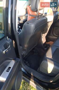 Внедорожник / Кроссовер Jeep Compass 2013 в 