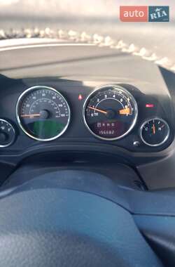 Внедорожник / Кроссовер Jeep Compass 2013 в 