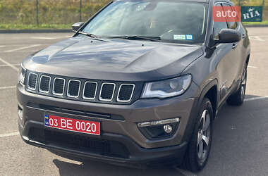 Внедорожник / Кроссовер Jeep Compass 2017 в 