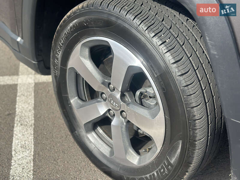 Позашляховик / Кросовер Jeep Compass 2017 в Рівному