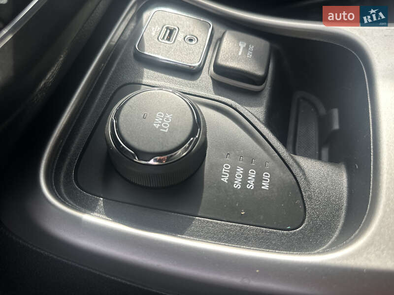 Позашляховик / Кросовер Jeep Compass 2017 в Рівному