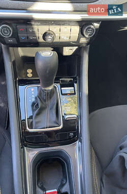 Внедорожник / Кроссовер Jeep Compass 2022 в 