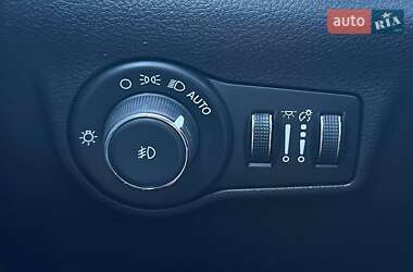 Внедорожник / Кроссовер Jeep Compass 2022 в 