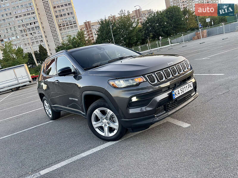 Внедорожник / Кроссовер Jeep Compass 2023 в 
