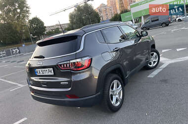 Внедорожник / Кроссовер Jeep Compass 2023 в 